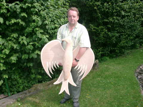 Josef Feldmann mit dem Schützenvogel 2003 