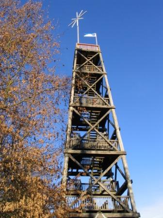 Der Küppelturm mit Stern und Wetterfahne unten die Wetterfahne vom Küppelturm