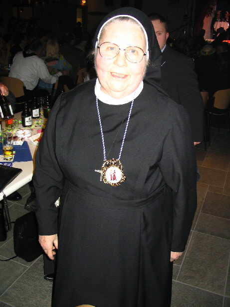 Im Frühjahr 2005 wurde Schwester Marialdis für ihre segensreiche Arbeit im Küppelort zur Senatorin gekürt